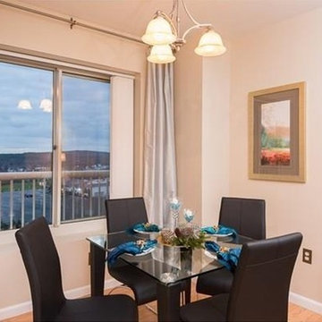 Hillside Condo in Quincy