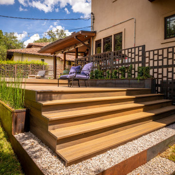 Great Oaks Austin Composite Deck with Custom Corten Screening