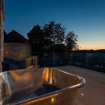 Outdoor hot tub