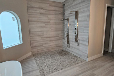 Example of a bathroom design in Miami