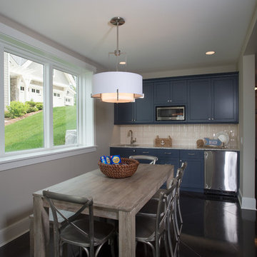 Lakefront Living IV