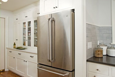 Kitchen - transitional kitchen idea in Other