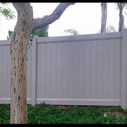 Adobe Wood Grain Vinyl - Home Fencing And Gates