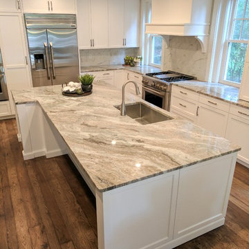 Spacious Open Concept Kitchen