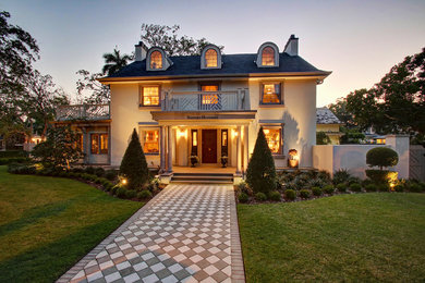 Inspiration for a timeless home design remodel in Tampa