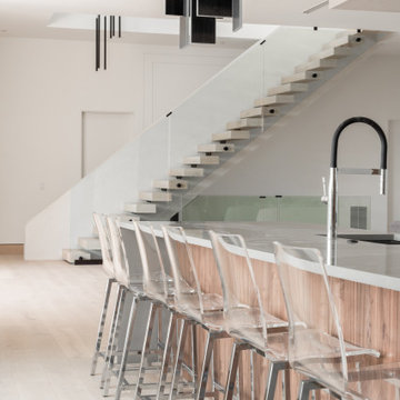 High Road Modern Stage