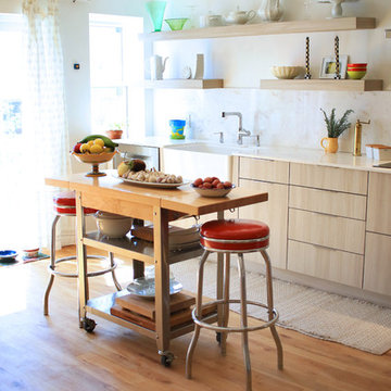 Modern Kitchen in New York Townhouse