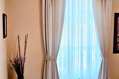 Inspiration for a timeless bedroom remodel in Miami