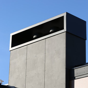Mhouse by Surface and Panel