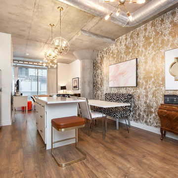 Luxurious Designer Loft In Central King West Location