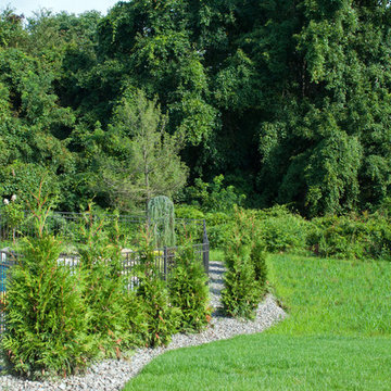 Poolscape & Privacy Hedge - Manalapan NJ Under $25,000