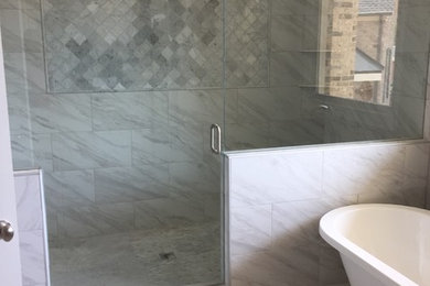 Example of a bathroom design in Atlanta