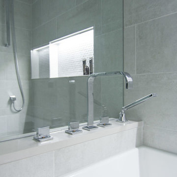Lighting Play in a Master Bath