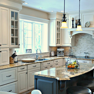 Sophisticated Bright Kitchen