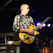 Mike Hynson's photo