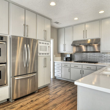 Contemporary Kitchen
