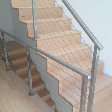 Cable railing system