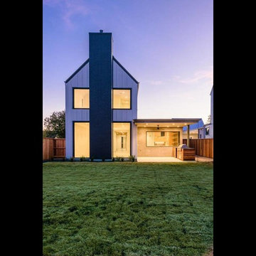 WARREN- CONTEMPORARY NEW CONSTRUCTION HOME IN WEST AUSTIN