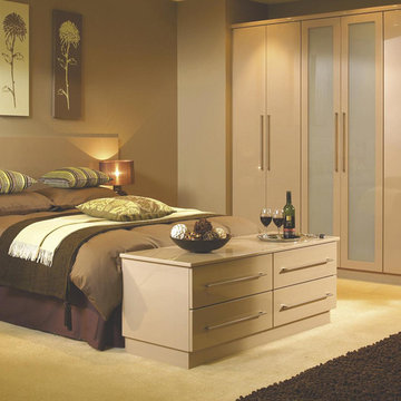 Contemporary Oak Modular Bedroom Furniture System