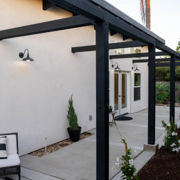 Modern Guest House ~  Accessory Dwelling Unit ADU