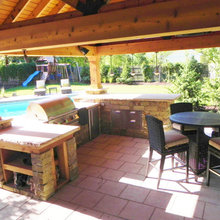 Outdoor Kitchen