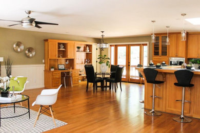 Inspiration for a contemporary living room remodel in Sacramento