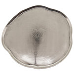 Saro Lifestyle - Charger Plates With Organic Shape, Set of 4, Silver - The metallic, silver finish gives these unique Organic Shape Charger Plates a stylish and refined look to your place settings. They can be easily paired with beautiful silverware and chic dinnerware to create a stately tabletop. The set can also be dressed down for casual gatherings and celebrations.