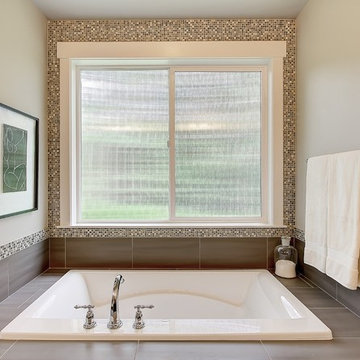 Greater Seattle Area | The Naples Avante Master Bath