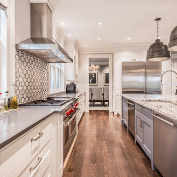 Classic Elegance and Modern Comfort: Norfolk Road Residence