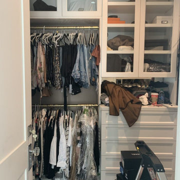 Manhattan Beach - Women's Closet