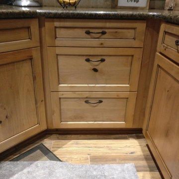 Thompson Cabinet Refacing