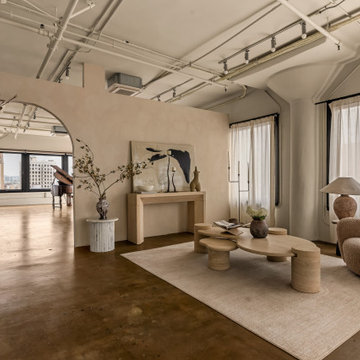Versatile Daylight Loft for Shoots & Events