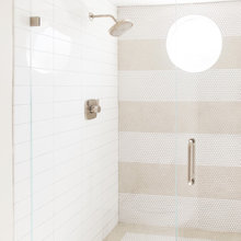 model bathrooms b&w house