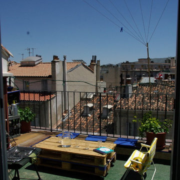 Terrasse sur les toits de Marseille