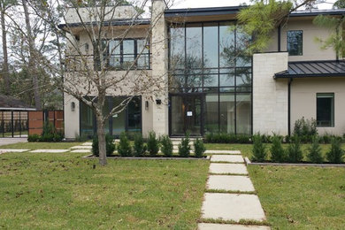 Inspiration for a modern home design remodel in Houston