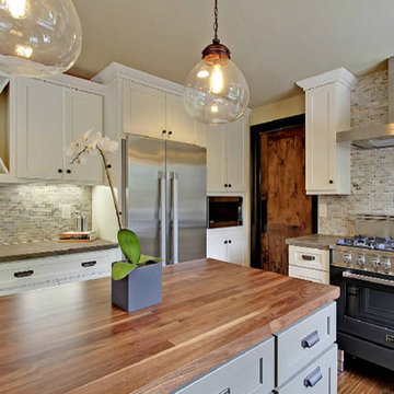 White Kitchen with Mosiac Tile