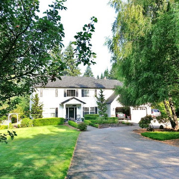 Donna Reed - like suburban home with large forested back yard