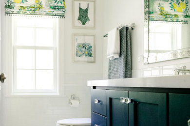 Example of a classic bathroom design in Chicago
