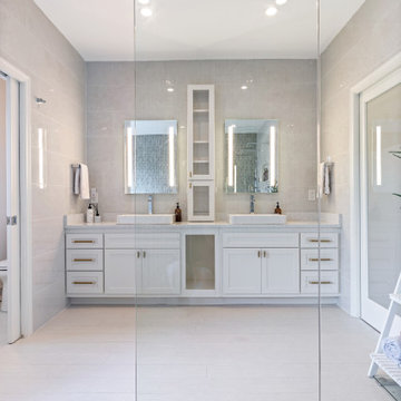 Bright & Fascinating Master Bathroom in Ashburn VA