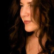 Taryn Engle's photo