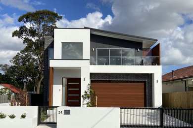 Inspiration for a contemporary exterior home remodel in Sydney