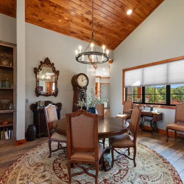 Cozy Dining Room