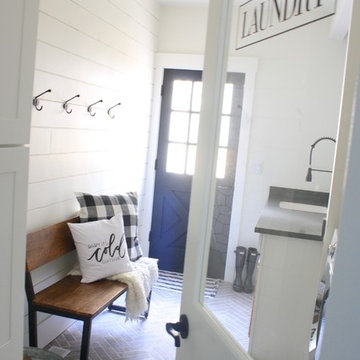 Laundry/Mudroom