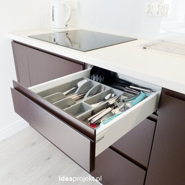 Old style compact flat