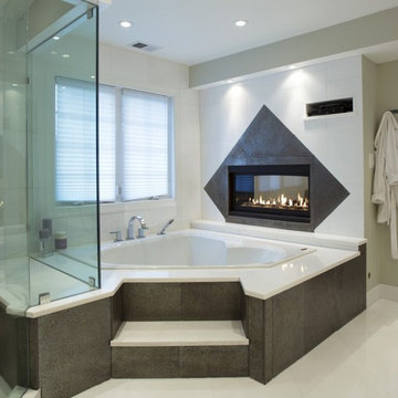 Spa Treatment at Home with Stunning Bath and Walk-in Closet