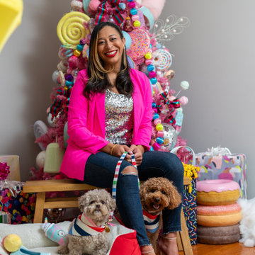 Holiday Decor - Colorland At The Jodie