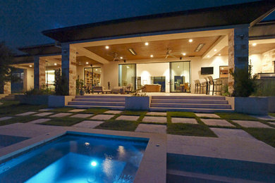 Photo of a modern home in Miami.
