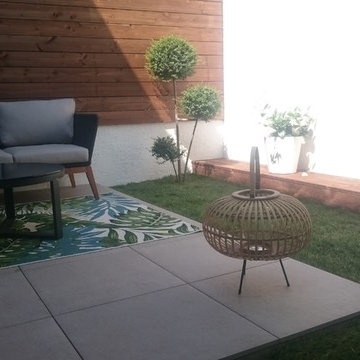 Un véritable espace détente, cosy, un jardin épuré... dans 24m2!