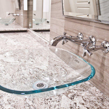 Minimal Modern Bath & Vanity
