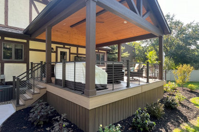 Deck - traditional deck idea in Cleveland